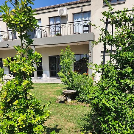 The Anne Guest House Масеру Экстерьер фото